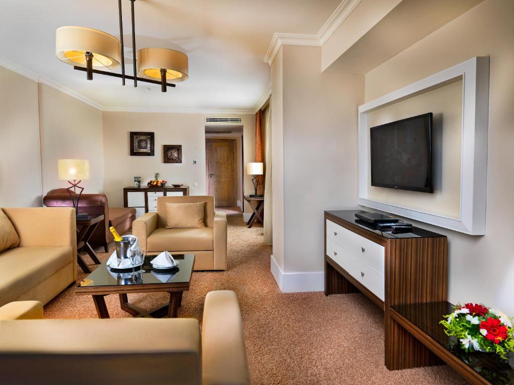 Отзывы гостей отеля Crystal De Luxe Resort & Spa - All Inclusive