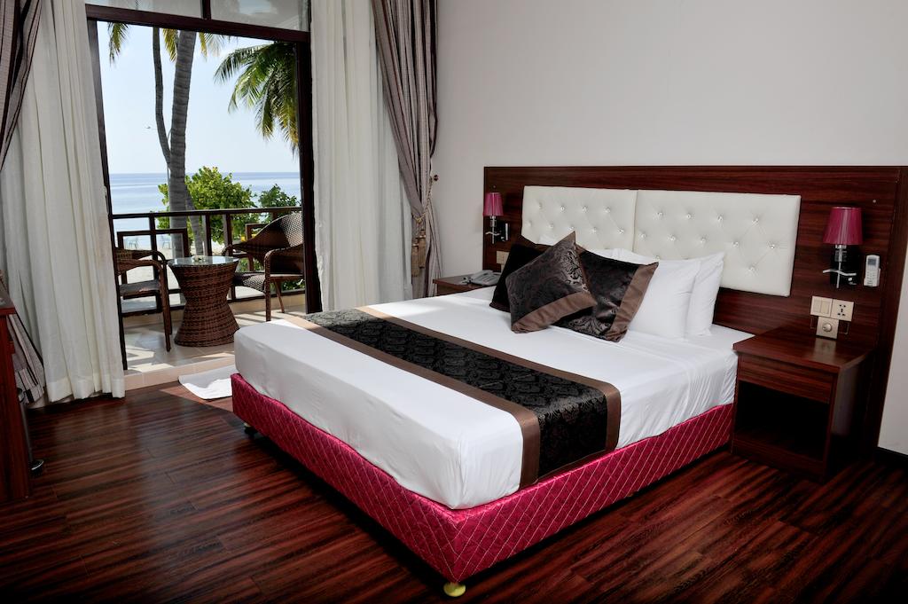 Каафу Атолл Sun Tan Beach Hotel-Maafushi