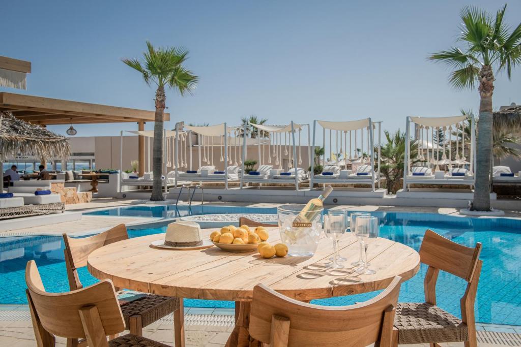 Горящие туры в отель Parthenis Beach Suites By The Sea
