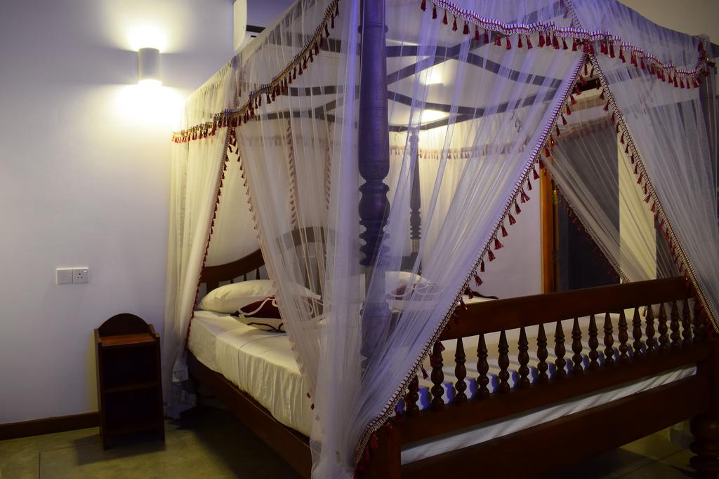 Горящие туры в отель Romaya Villa Унаватуна Шри-Ланка