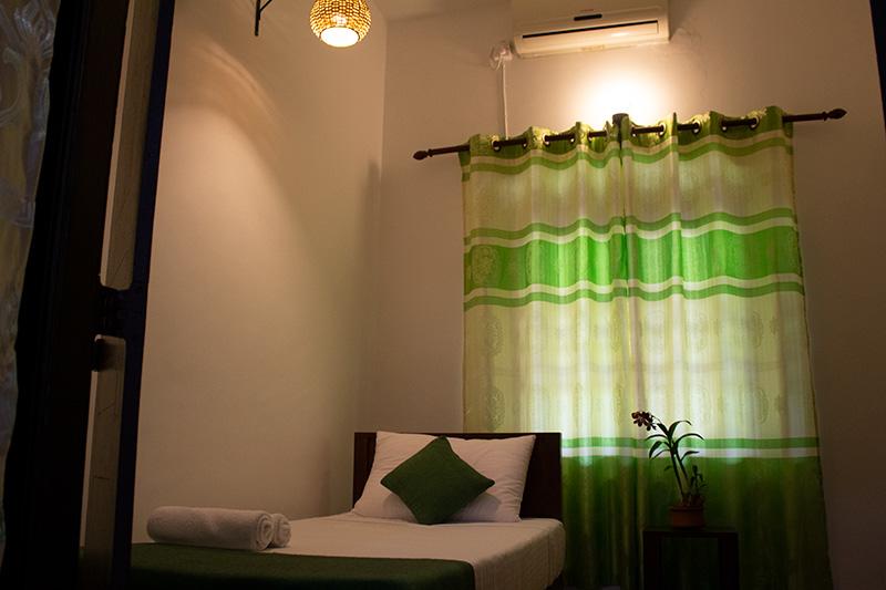 Гарячі тури в готель Unawatuna Villa Orchid Унаватуна Шрі-Ланка