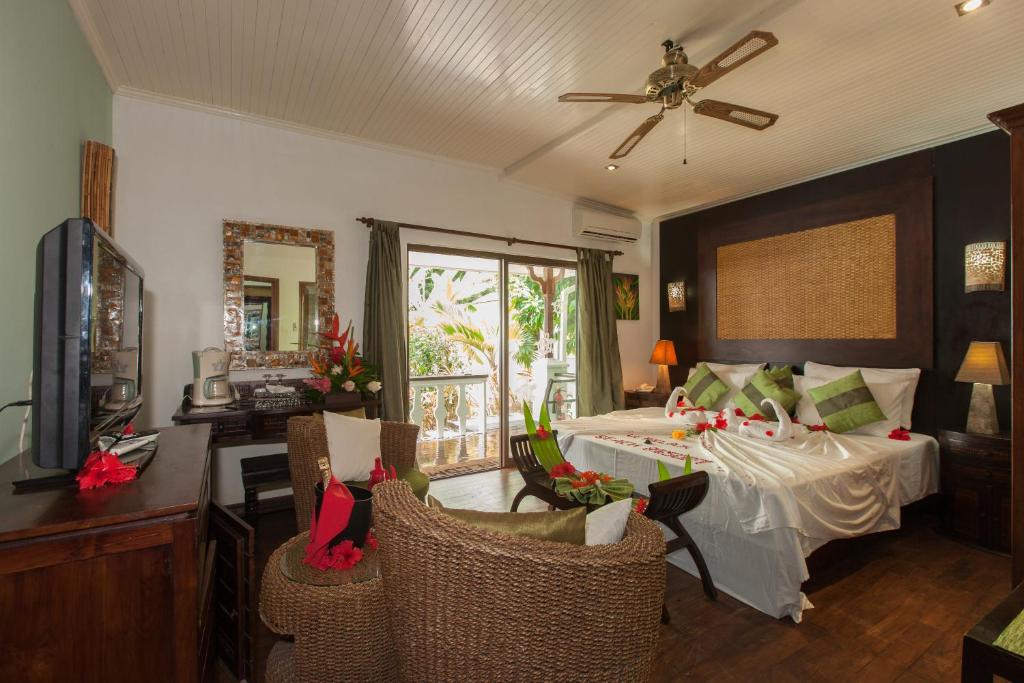 Горящие туры в отель Le Relax Beach Resort Праслин (остров) Сейшелы