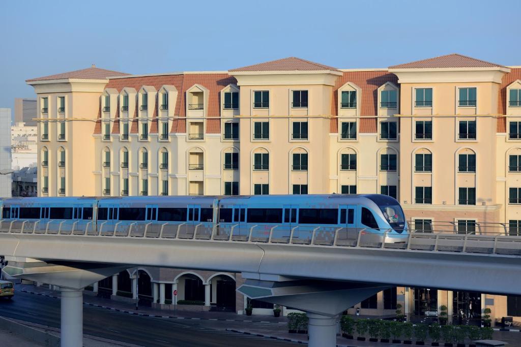 Готель, 5, Avani Deira Dubai Hotel (ex. Movenpick Hotel)
