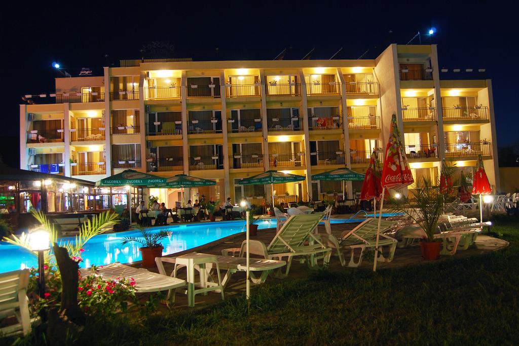 Відпочинок в готелі Argo Park Hotel Обзор Болгарія