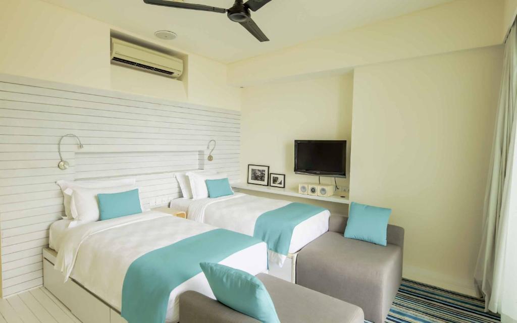Цены в отеле Holiday Inn Kandooma Resort