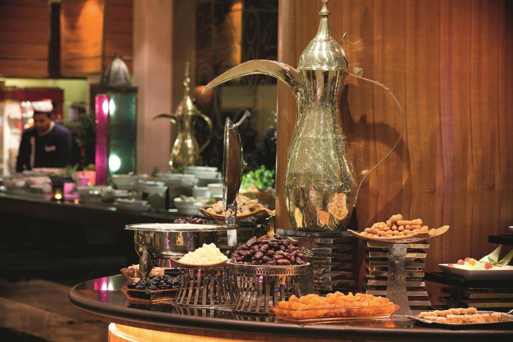 Avani Deira Dubai Hotel (ex. Movenpick Hotel), Dubaj (miasto)