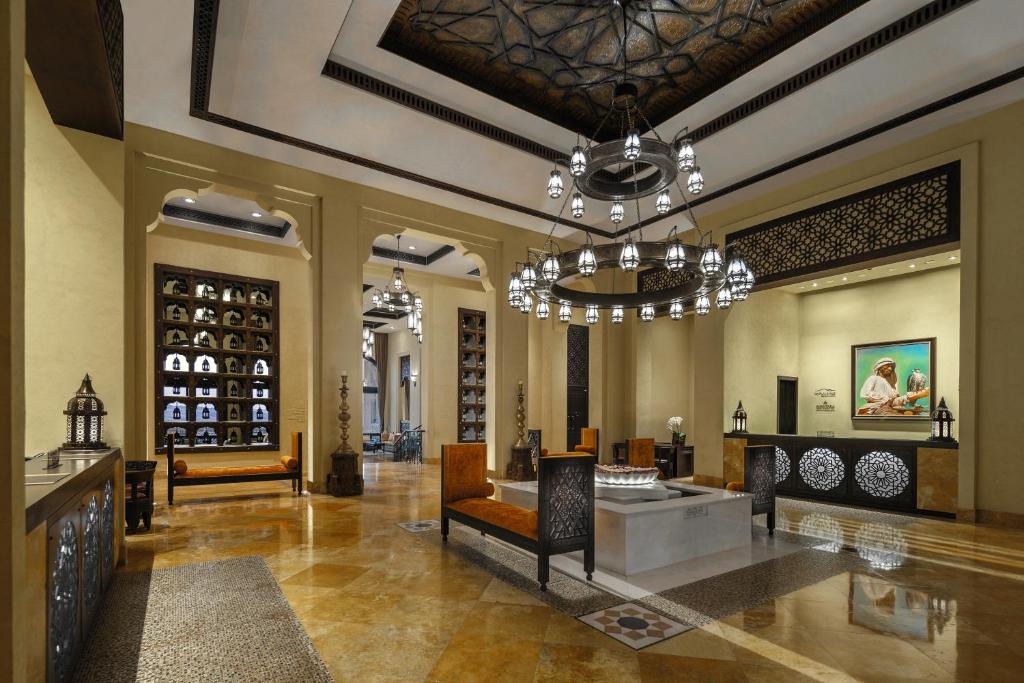 Горящие туры в отель Qasr Al Sarab Desert Resort by Anantara Абу-Даби