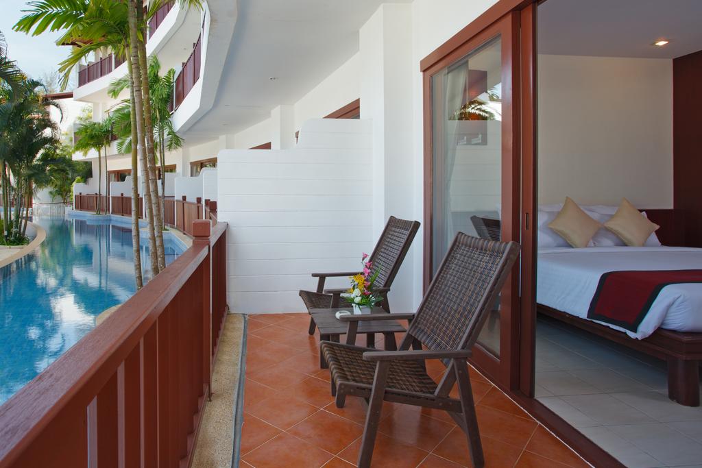 Отель, Arinara Bangtao Beach Resort