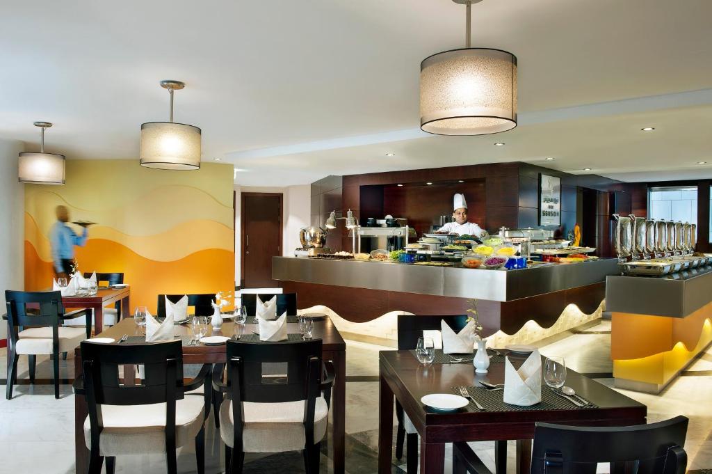 Відпочинок в готелі City Seasons Towers Hotel Bur Dubai Дубай (місто) ОАЕ
