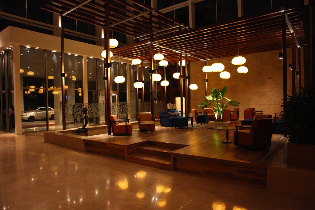 Radisson Blu Plaza Hotel Hyderabad Banjara Hills, Хайдарабад, фотографии туров