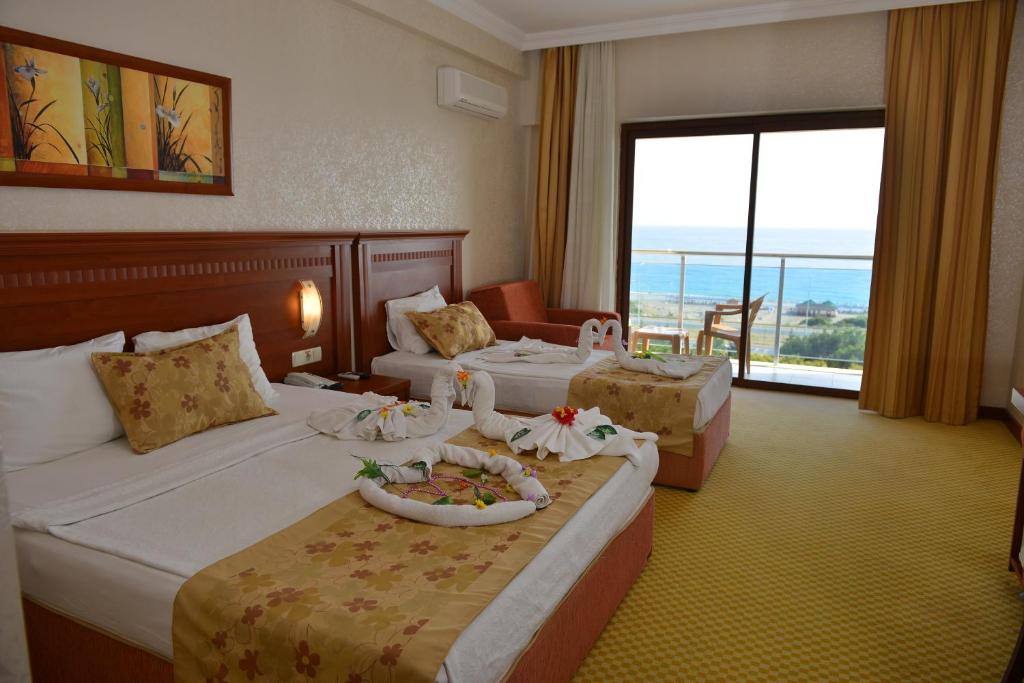 Туры в отель Laphetos Beach Resort & Spa