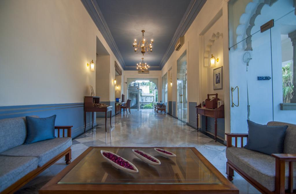 Hotel, 4, Usha Kiran Palace