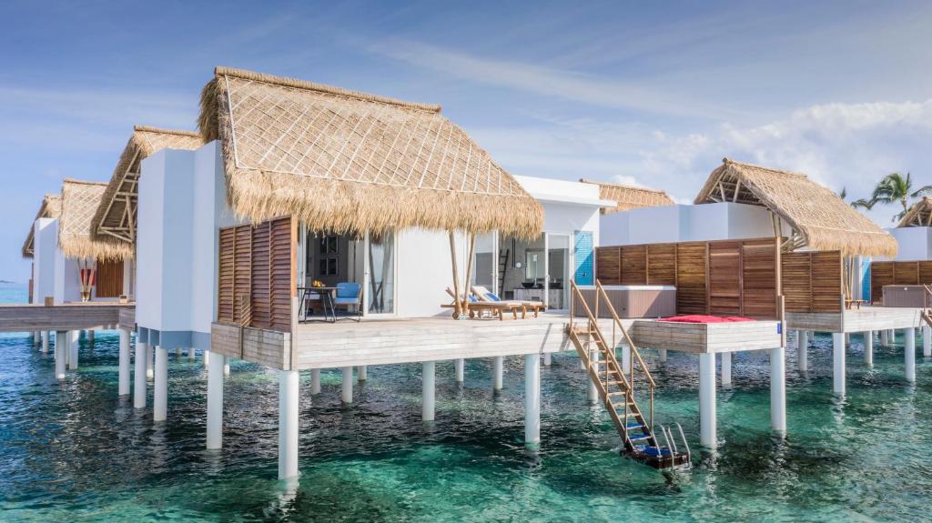 Відпочинок в готелі Emerald Maldives Раа Атол