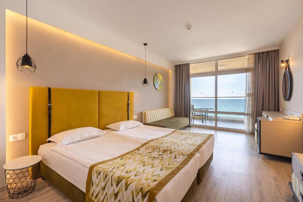 Відгуки про відпочинок у готелі, Grifid Encanto Beach (ex. Sentido Golden Star)