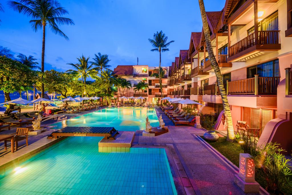 Відгуки про готелі Sea View Patong Hotel