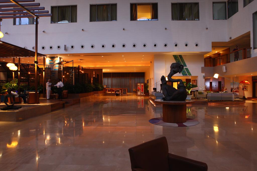 Hyderabad, Radisson Blu Plaza Hotel Hyderabad Banjara Hills, 5