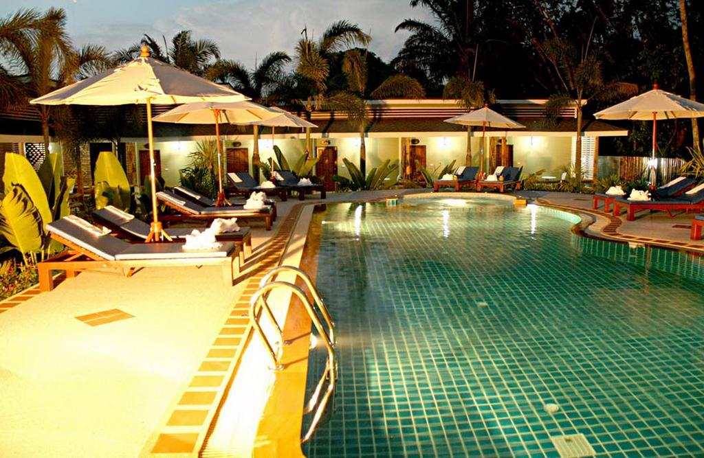 Цены в отеле Aonang Phutawan Resort