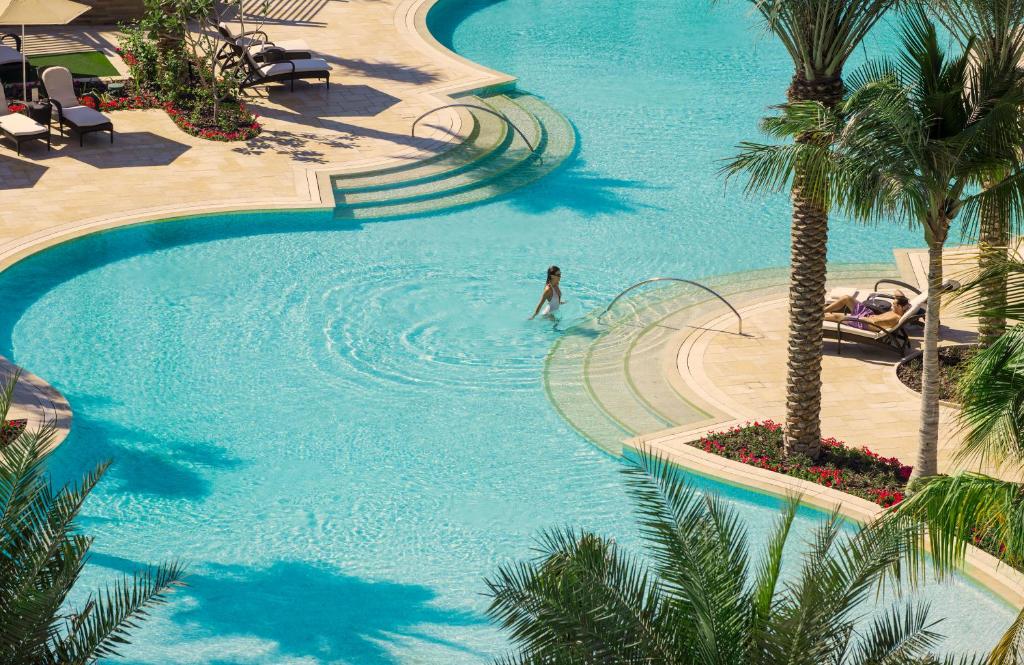 ОАЭ Four Seasons Resort Dubai at Jumeirah Beach