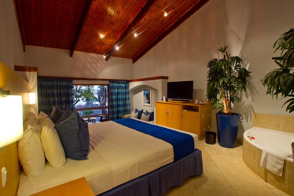 Coco De Mer & Black Parrot Suites, Seychelles, Praslin Island