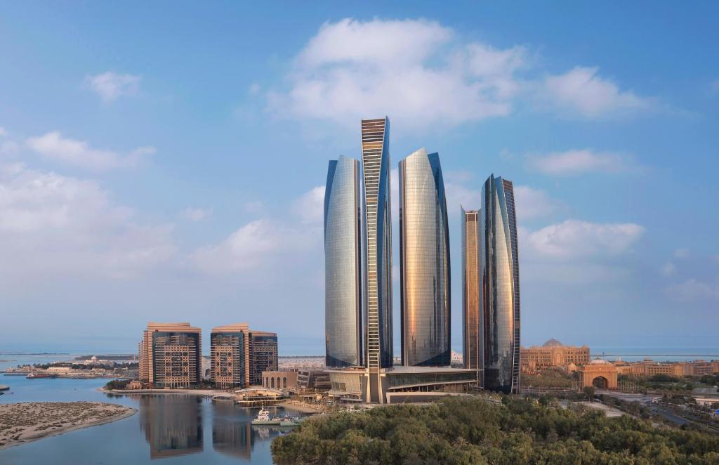 Conrad Hotel Abu Dhabi Etihad Towers (ex.Jumeirah at Etihad Tower), wakacyjne zdjęcie