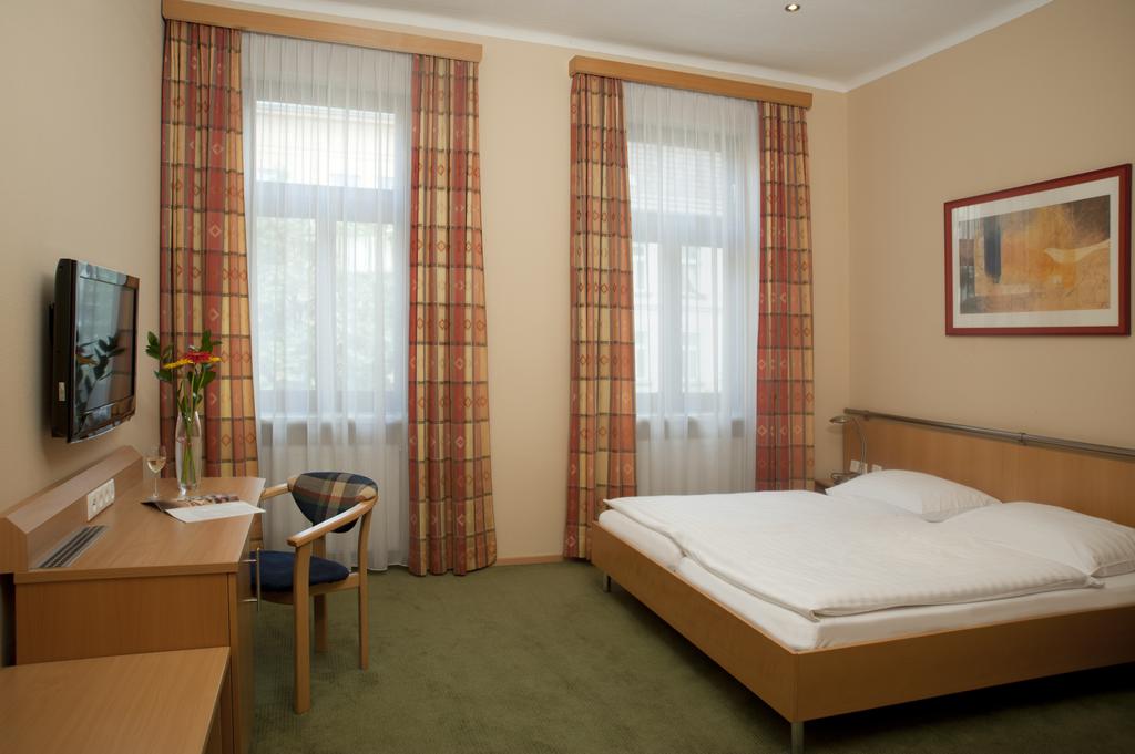 Hotel rest Lucia Vienna