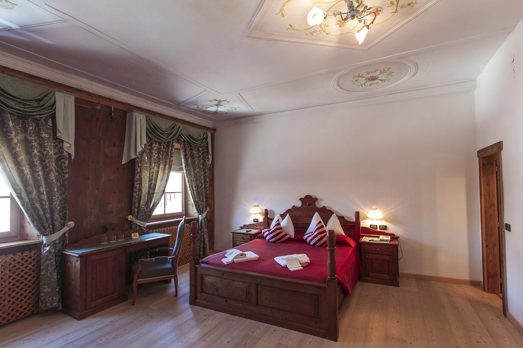 Hot tours in Hotel Romantic Hotel Excelsior Cavalese Italy