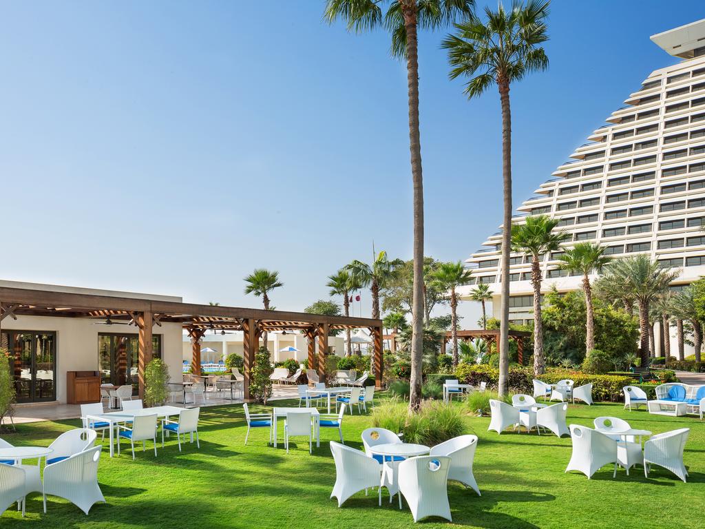 Відпочинок в готелі Sheraton Grand Doha Resort & Convention Hotel Доха (пляж) Катар