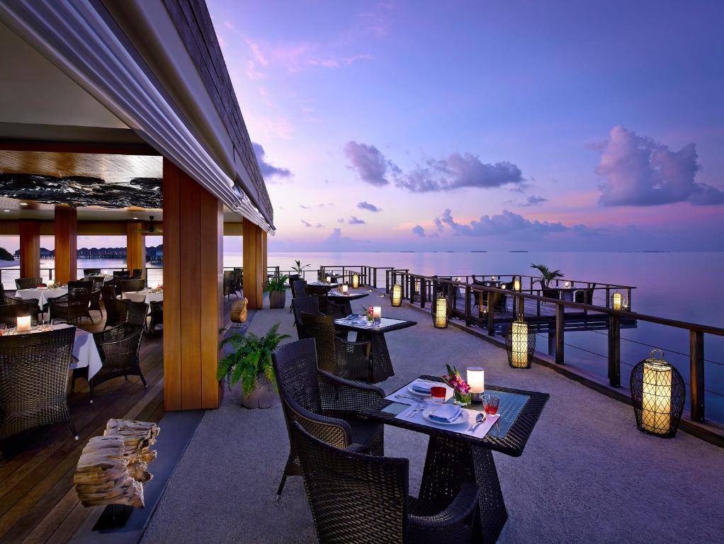 Отель, Баа Атолл, Мальдивы, Dusit Thani Maldives