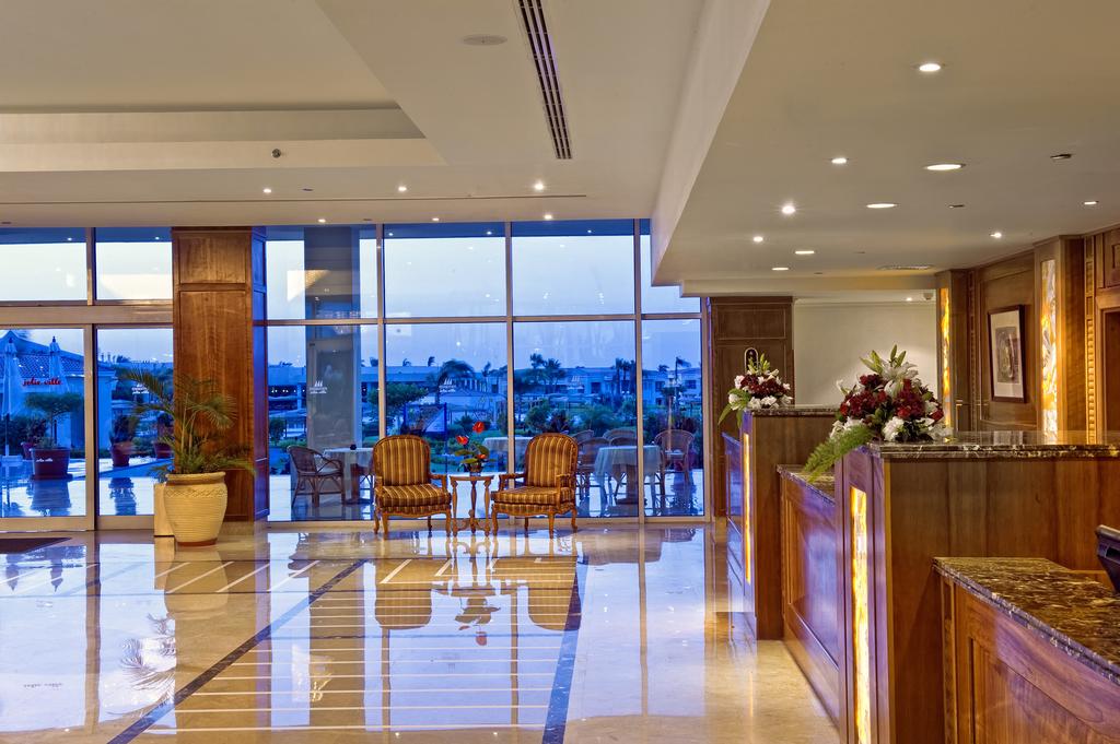 Отдых в отеле Maritim Jolie Ville Royal Peninsula Hotel & Resort Шарм-эль-Шейх
