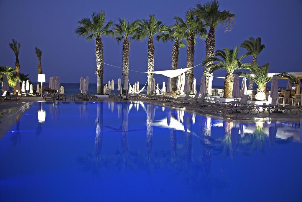 Кипр The Vrissiana Boutique Beach Hotel
