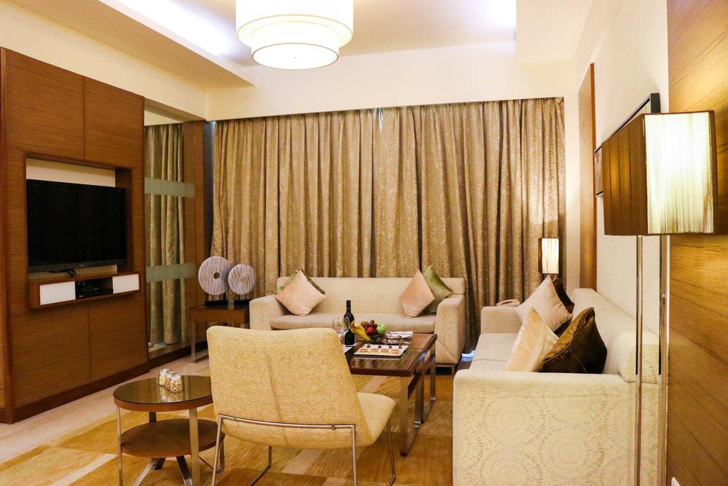 Туры в отель Radisson Blu Hotel Greater Noida Дели