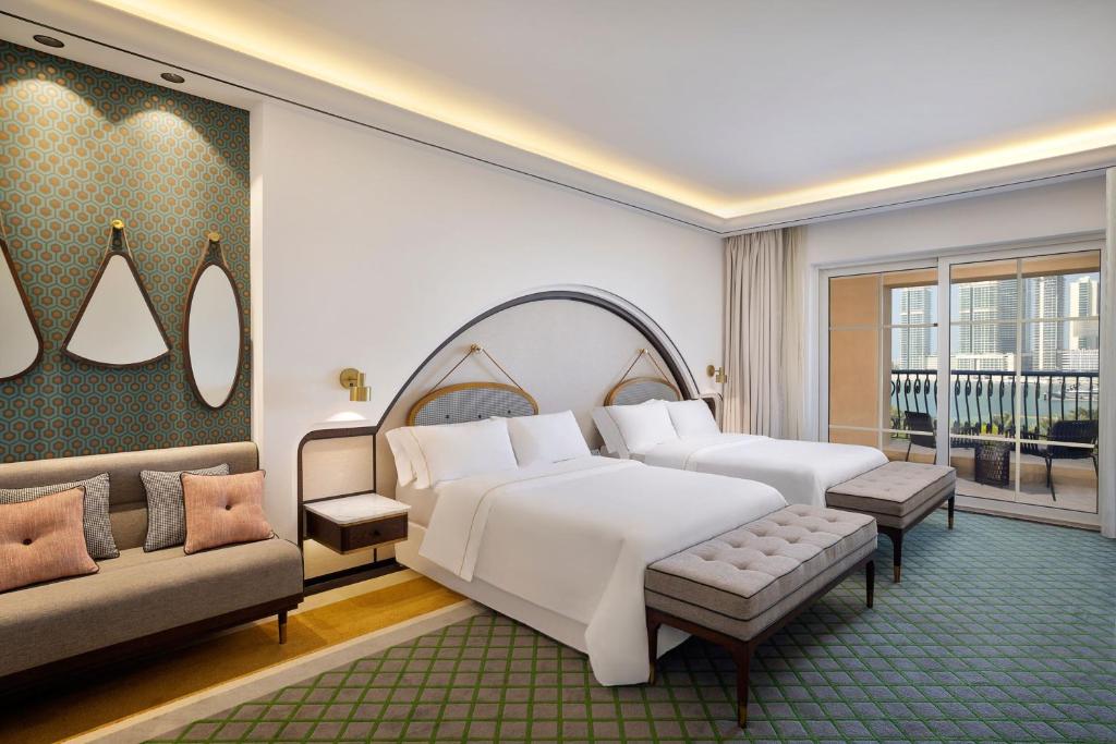 Ціни в готелі The Westin Dubai Mina Seyahi Beach Resort & Marina
