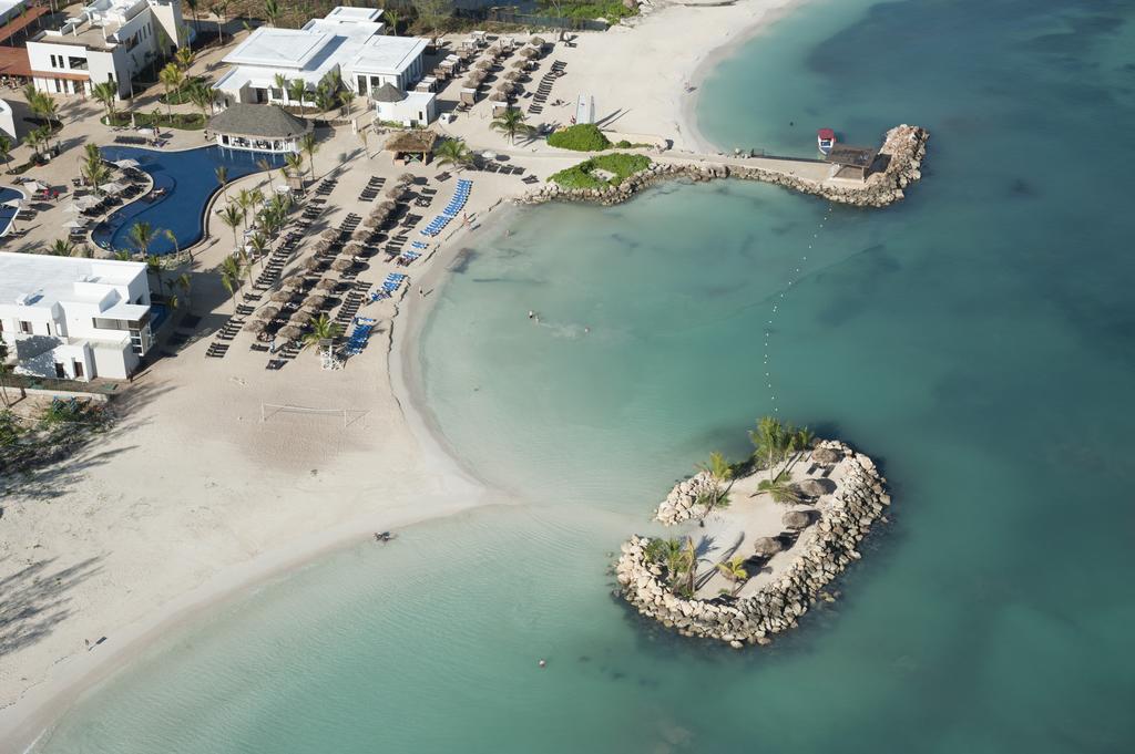 Hotel rest Royalton White Sands Resort Montego Bay