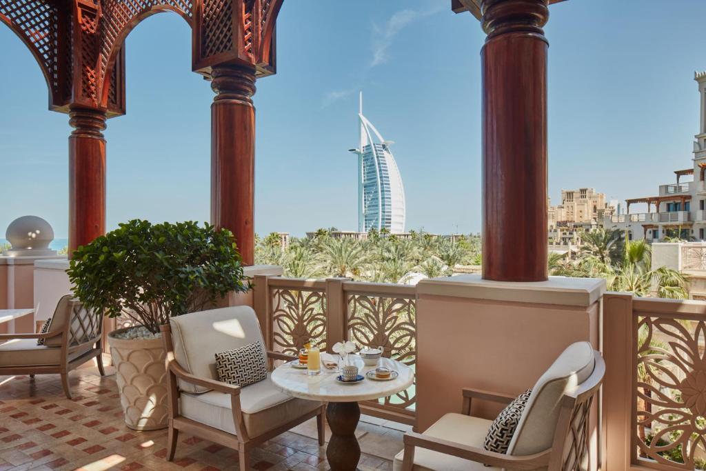 Tours to the hotel Jumeirah Al Qasr (ex. Madinat Jumeirah Al Qasr) Dubai (beach hotels)