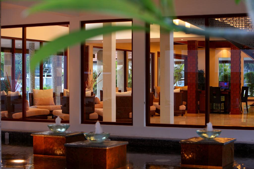 Hotel rest Ramada Resort Cochin Cochin India