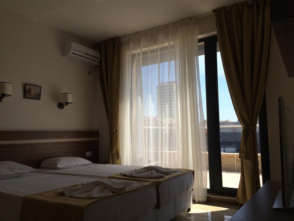 Горящие туры в отель Apart Hotel Palace De Luxe Поморие Болгария