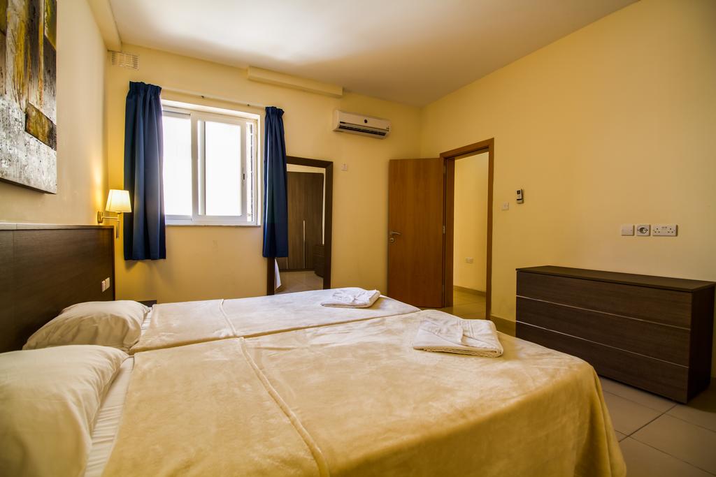 Отель, Гзира, Мальта, Blubay Hotel & Apartments