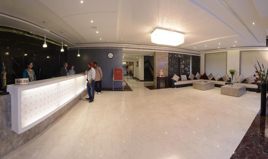 Горящие туры в отель Taj Vilas Агра Индия