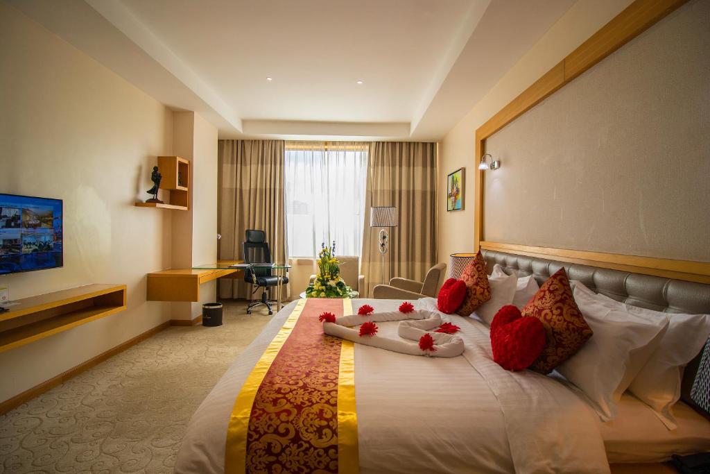 Ціни в готелі Golden Tulip Westlands Nairobi