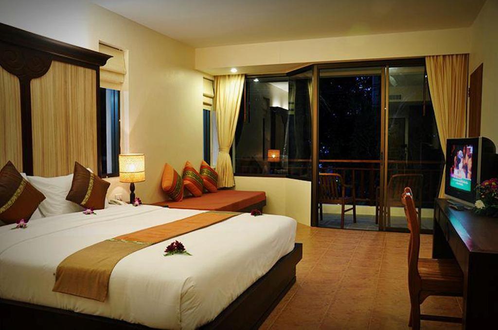 Отзывы туристов Patong Lodge Hotel
