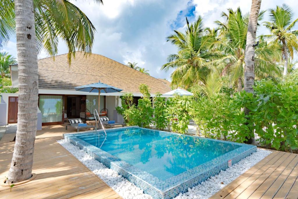 Reviews of tourists Saii Lagoon Maldives