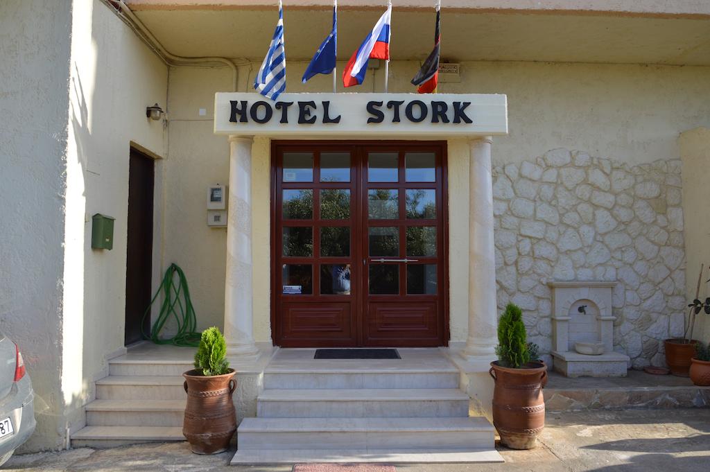 Ціни в готелі Stork Hotel