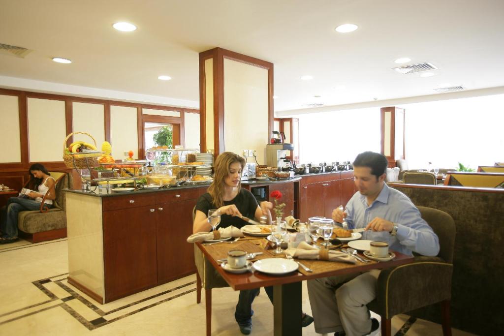 Oferty hotelowe last minute Savoy Park Hotel Apartments Dubaj (miasto) ОАЭ