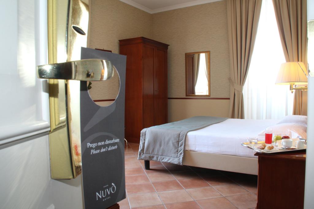 Hotel Nuvo Naples, Неаполь, фотографии туров
