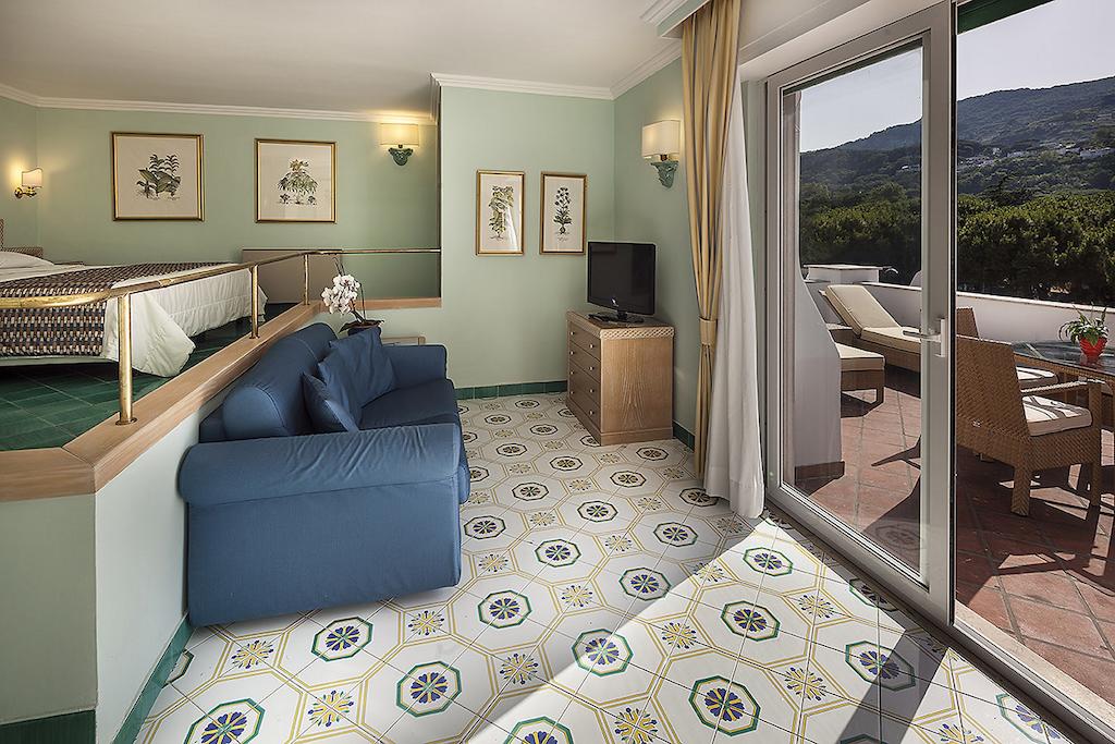 Туры в отель Hotel Continental Ischia (ex. Continental Terme) Искья Порто