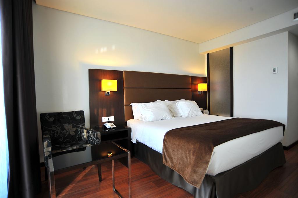 Отзывы об отеле Axis Porto Business & Spa Hotel