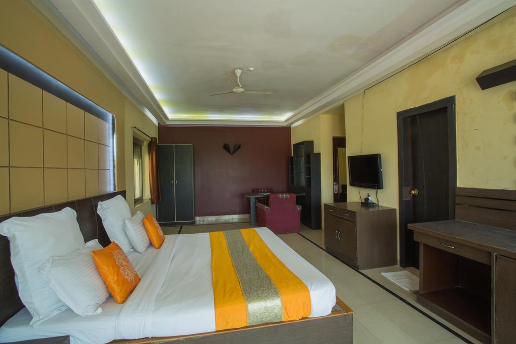 Tours to the hotel Silver Sands Beach Resort Colva