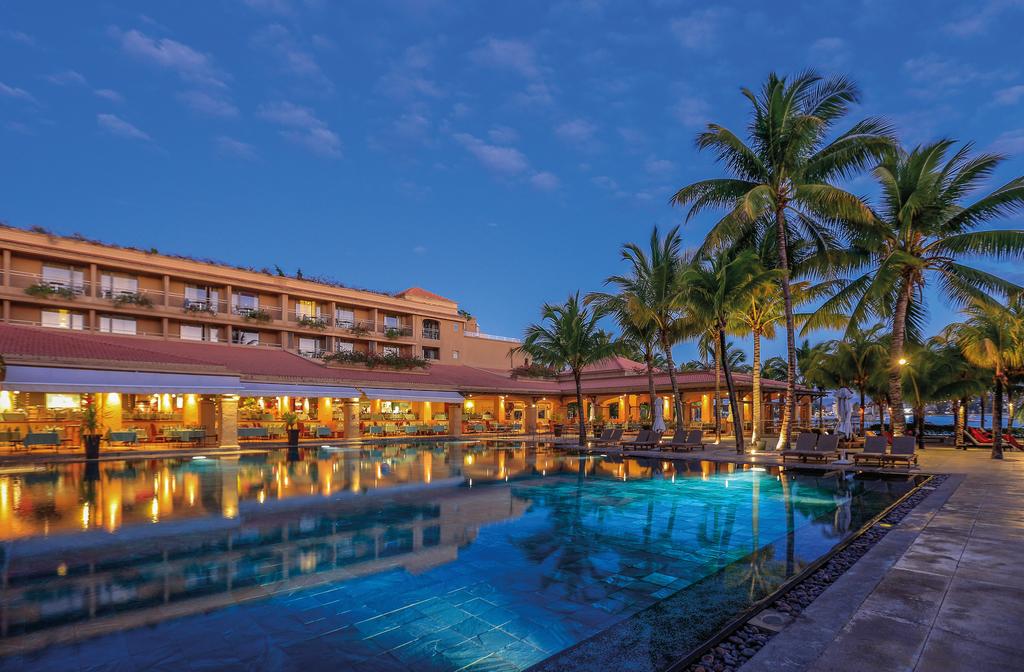 Горящие туры в отель Mauricia Beachcomber Resort & Spa