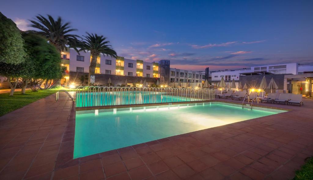 Odpoczynek w hotelu Hotel The Corralejo Beach Fuerteventura (wyspa) Hiszpania