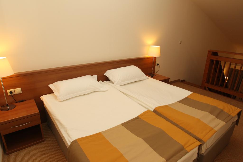 Відпочинок в готелі Strazhite Hotel Банско Болгарія